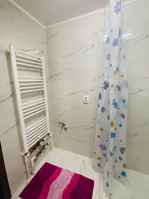 אורדאה Lavender Luxury Apartment מראה חיצוני תמונה